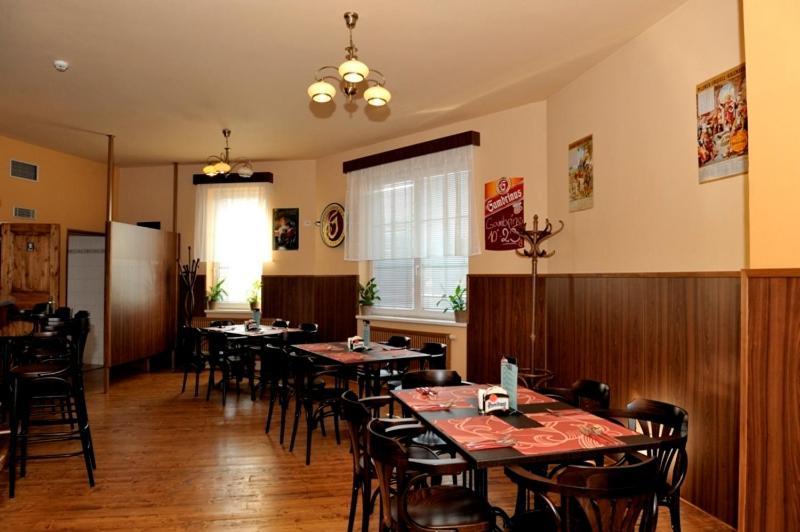Penzion Senk Pardubice Exterior foto