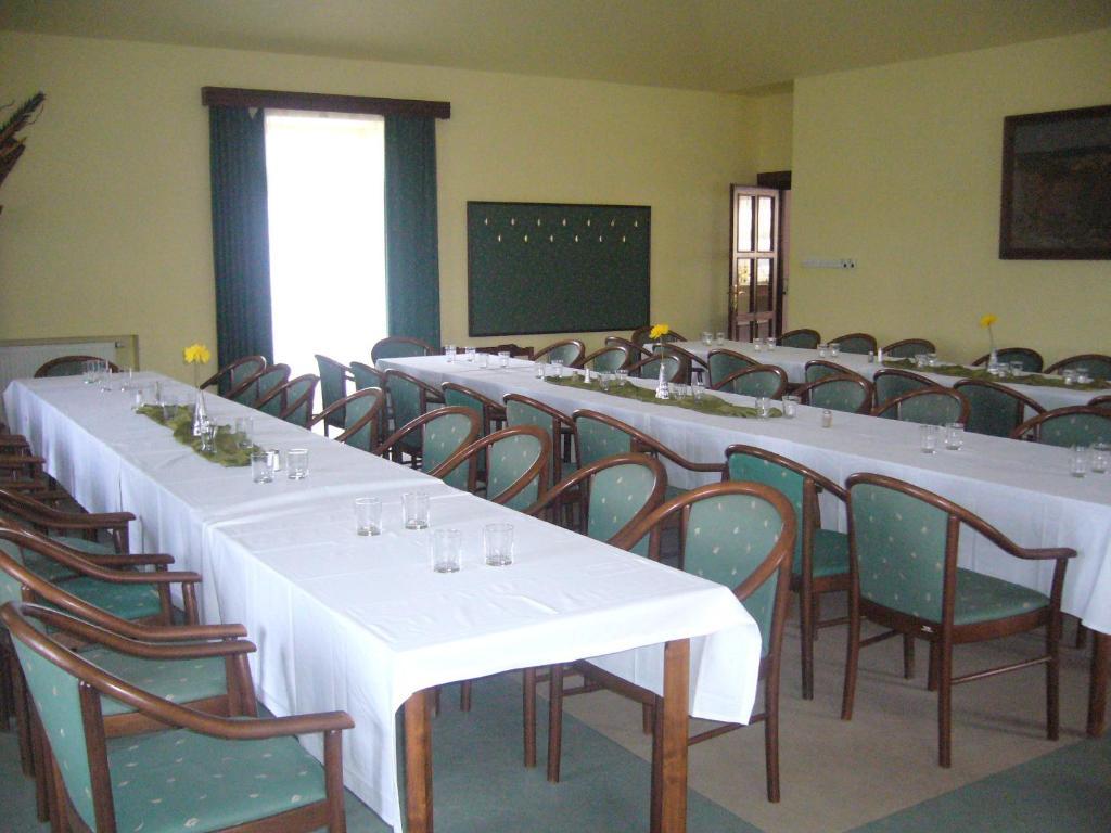 Penzion Senk Pardubice Exterior foto